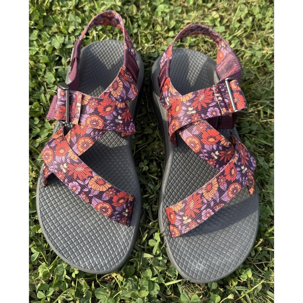 Chaco Cloud Sandals Womens Size 8 Purple Floral Strappy Adjustable Sport Comfort - Picture 6 of 8